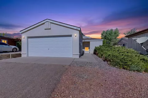 1613 Patti Pl NE, Rio Rancho, NM 87144