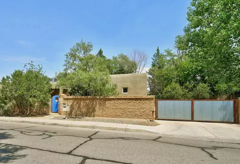 3200 San Isidro St NW, Albuquerque, NM 87107
