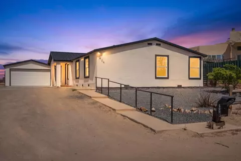409 2nd St SW, Albuquerque, NM 87124