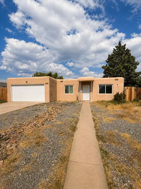 2442 Valencia Dr NE, Albuquerque, NM 87110