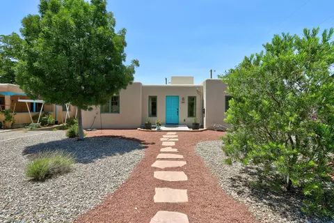 345 Aliso Dr NE, Albuquerque, NM 87108