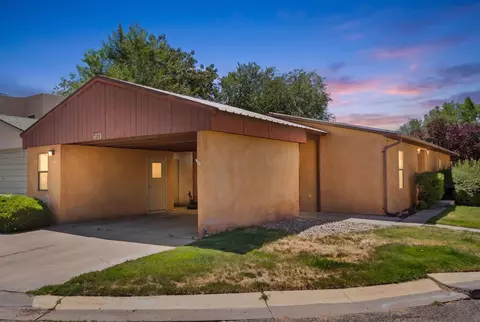 7200 Quail Holw NE, Albuquerque, NM 87109