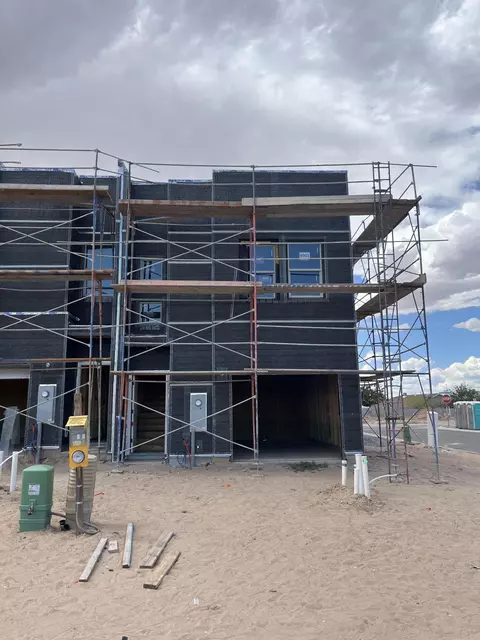 8901 Mountain Ash Ave SW, Albuquerque, NM 87121