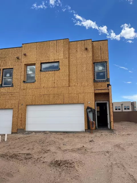 8940 Golden Raintree Ave SW, Albuquerque, NM 87121