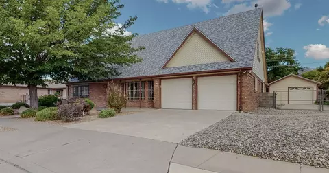 1408 Hiawatha Dr NE, Albuquerque, NM 87112