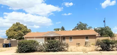 844 Hidalgo Cir NW, Albuquerque, NM 87105