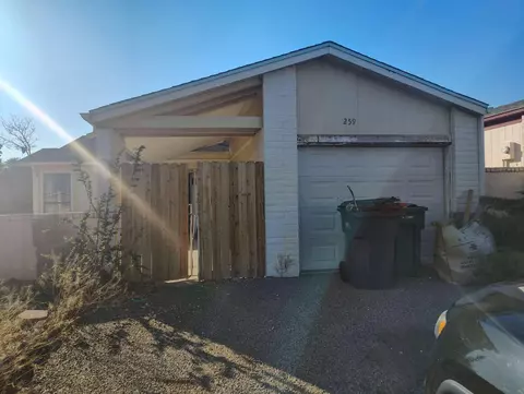 259 Pearl Dr NE, Rio Rancho, NM 87124