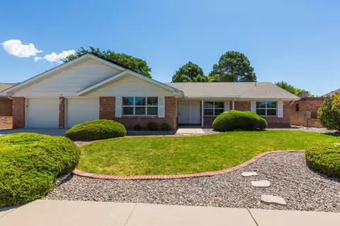 7640 Arroyo Del Oso Ave NE, Albuquerque, NM 87109