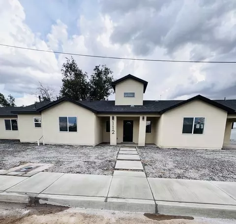 112 Bell Ave SE, Albuquerque, NM 87102
