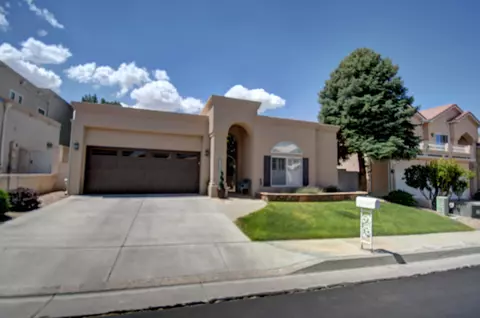 11132 Spyglass Hill Ln NE, Albuquerque, NM 87111
