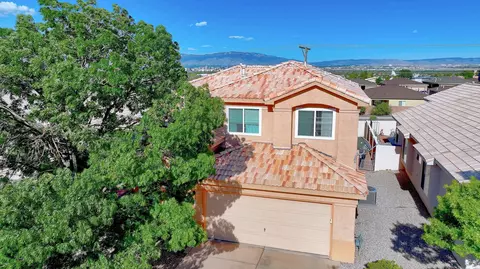 612 Via Canale SW, Albuquerque, NM 87121