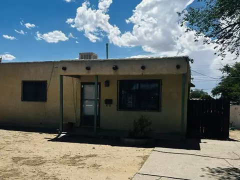2721 Bel Air Dr NE, Albuquerque, NM 87110