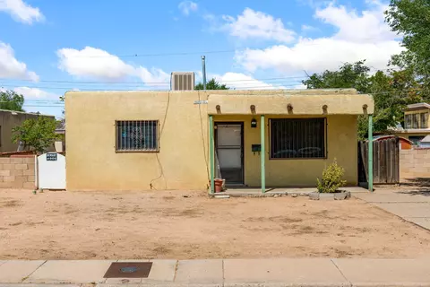 2721 Bel Air Dr NE, Albuquerque, NM 87110