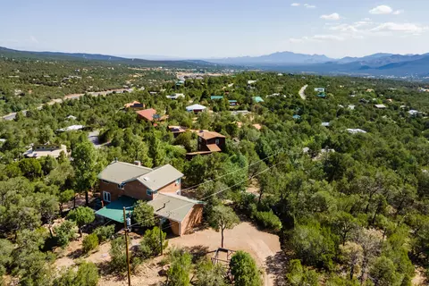 View/Area - 7 Mulberry Loop, Cedar Crest, NM 87008 photo 2 of 7