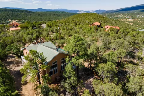View/Area - 7 Mulberry Loop, Cedar Crest, NM 87008 photo 6 of 7