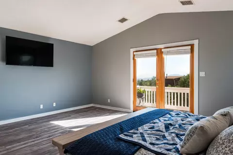 Bedroom - 7 Mulberry Loop, Cedar Crest, NM 87008 photo 3 of 6