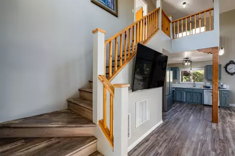 Entry Way - 7 Mulberry Loop, Cedar Crest, NM 87008 photo 2 of 4