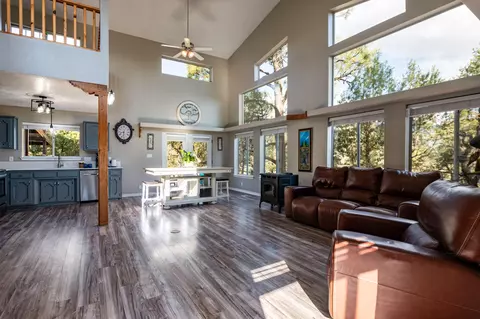 Living - 7 Mulberry Loop, Cedar Crest, NM 87008 photo 1 of 1