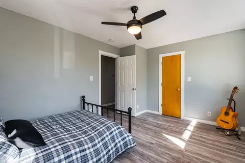 Bedroom - 7 Mulberry Loop, Cedar Crest, NM 87008 photo 5 of 6
