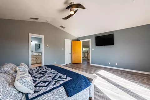 Bedroom - 7 Mulberry Loop, Cedar Crest, NM 87008 photo 2 of 6