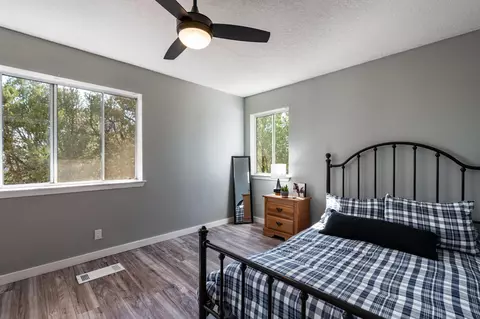 Bedroom - 7 Mulberry Loop, Cedar Crest, NM 87008 photo 4 of 6