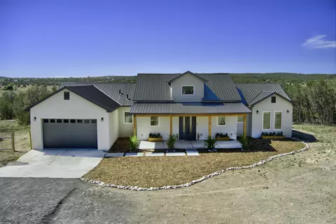 44 Heights Ct, Sandia Park, NM 87047