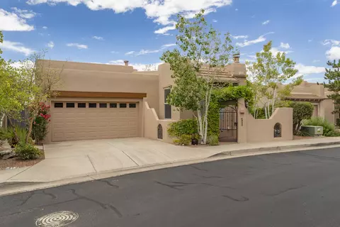 6305 Greyleaf Trl NE, Albuquerque, NM 87111