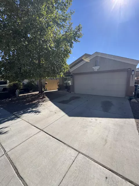 2851 Merlot Dr SW, Albuquerque, NM 87121