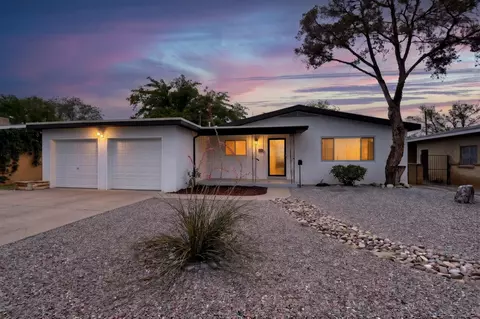 1305 Chama St NE, Albuquerque, NM 87110