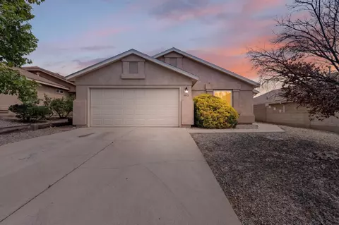 6015 Hemlock Ave NW, Albuquerque, NM 87114