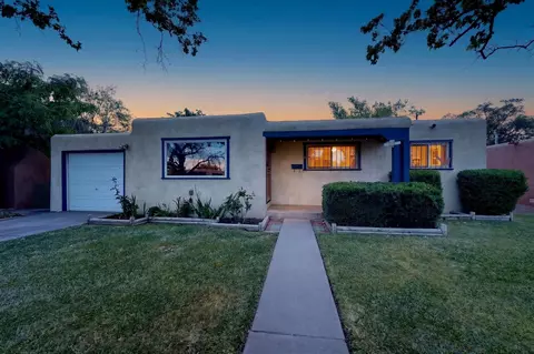 716 Kentucky St SE, Albuquerque, NM 87108
