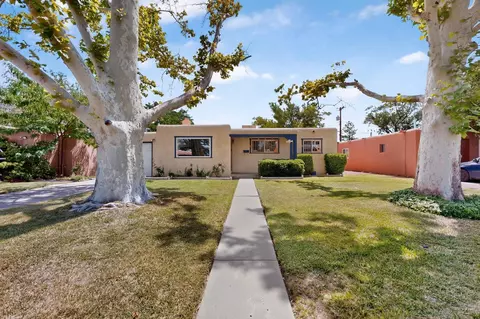 716 Kentucky St SE, Albuquerque, NM 87108