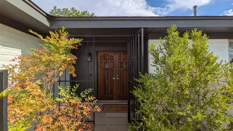 12004 Saint Marys Dr NE, Albuquerque, NM 87111
