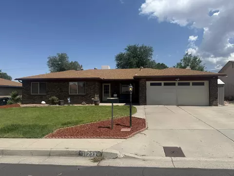 11233 Morocco Rd NE, Albuquerque, NM 87111