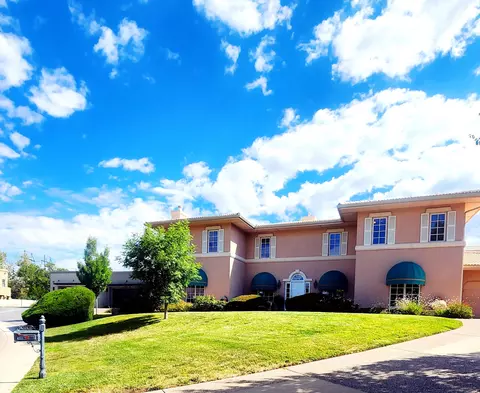 10136 Masters Dr NE, Albuquerque, NM 87111
