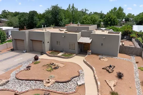2604 Rincon Del Rio Ct NW, Albuquerque, NM 87107