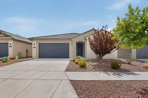 6061 Nauman Dr SE, Albuquerque, NM 87106
