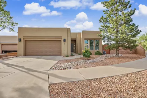 7427 Enchanted Sky Ln NE, Albuquerque, NM 87113
