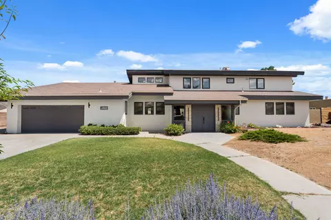 10256 Rempas Dr NW, Albuquerque, NM 87114