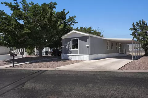 312 Coyote Ln SE, Albuquerque, NM 87123