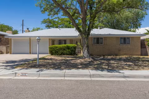 445 Graceland Dr SE, Albuquerque, NM 87108
