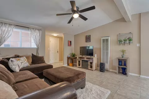 1844 Elizabeth St NE, Albuquerque, NM 87112
