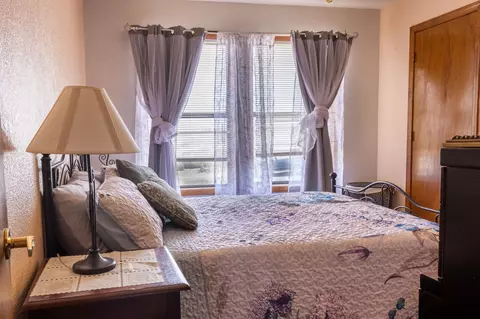 Bedroom - 106 Knox Dr, Elephant Butte, NM 87935 photo 4 of 5
