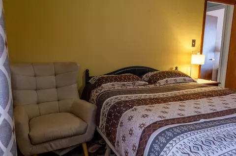 Bedroom - 106 Knox Dr, Elephant Butte, NM 87935 photo 3 of 5
