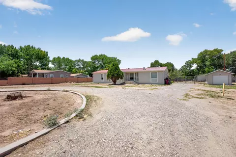 245 Golden Poppy St, Bosque Farms, NM 87068