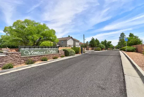 10101 Avenida Vista Sol NW, Albuquerque, NM 87114