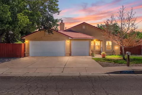 4010 San Isidro St NW, Albuquerque, NM 87107