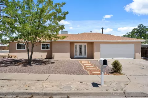 5543 Furman Ave NW, Albuquerque, NM 87114