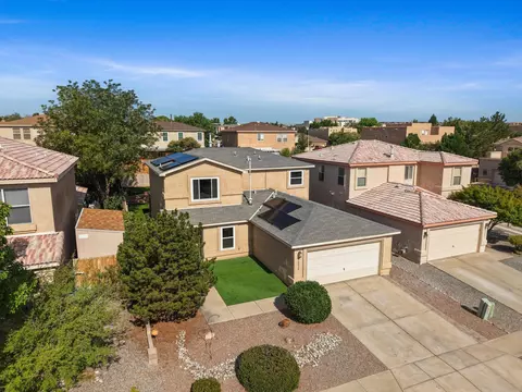 10939 Argonite Dr NW, Albuquerque, NM 87114