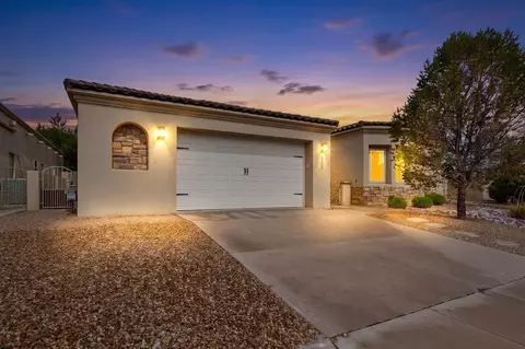 8200 Grape Harvest Ct NE, Albuquerque, NM 87122